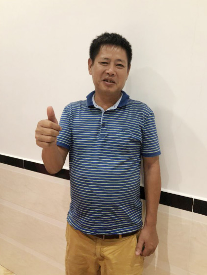 FH至尊智能SWE 215E挖掘机是他的左膀右臂！