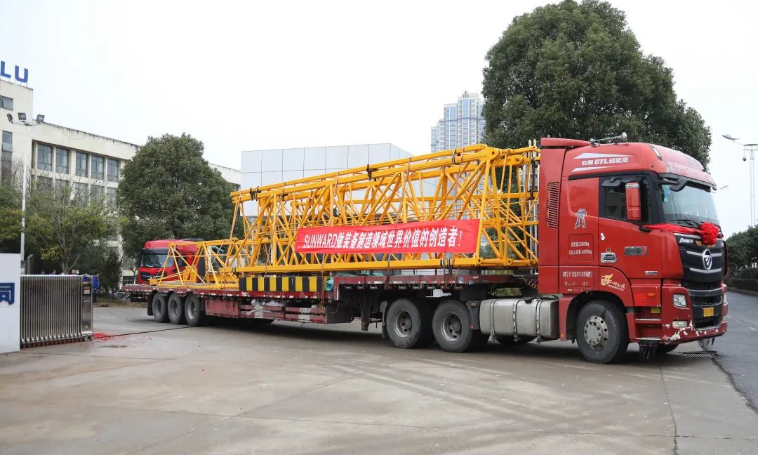 “虎”力全开！FH至尊江麓开门红发货仪式隆重举行