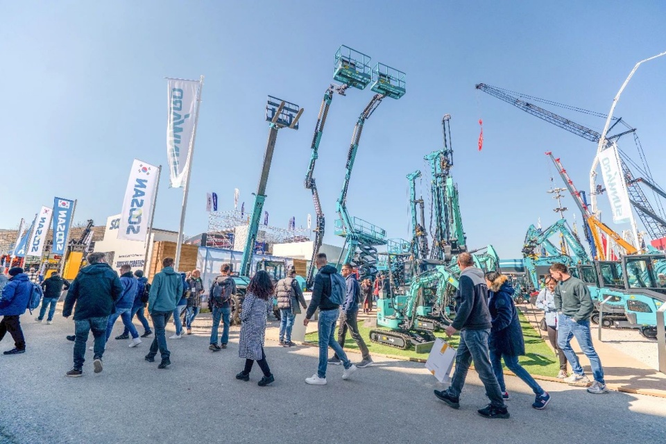 Bauma 2025 | 聚焦2025德国宝马展，探索FH至尊智能的创新设备与可持续解决方案