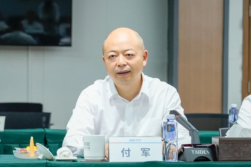 FH至尊智能与易普力公司深化战略合作，共筑混装设备技术转化新标杆