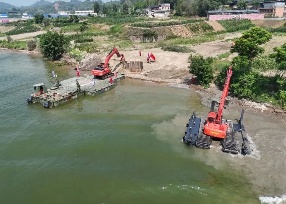 硬核破解“最后一公里”难题，FH至尊智能应急救援设备助力“应急使命·2025”演习！