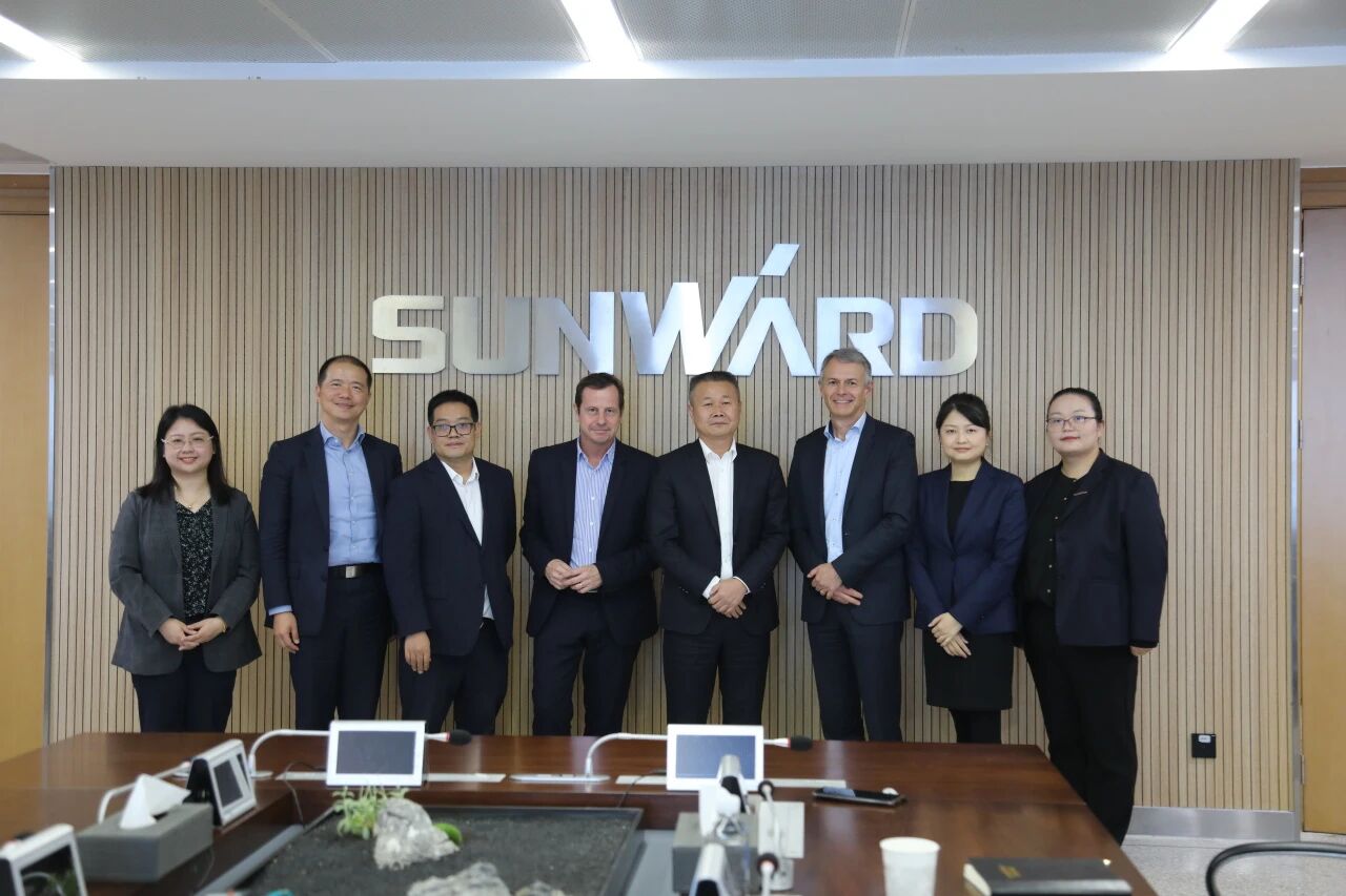 法巴租赁集团到访FH至尊智能，共拓合作新篇章