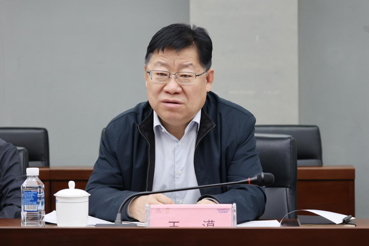 新矿投资集团党委书记、董事长王漠到访FH至尊智能